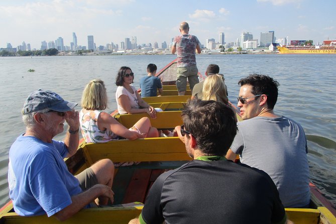 5-Hour Bike Tour of Hidden Bangkok - Lunch and tropical fruit: energy management for a 5-hour day