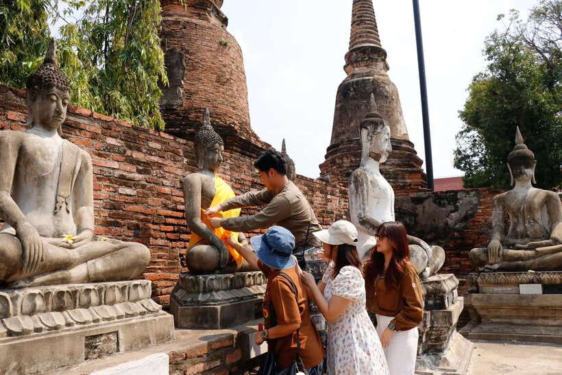 Ayutthaya One Day: Famous Temples & Bang Pa-In Palace Tour - Price and entrance fees: what $38 really covers