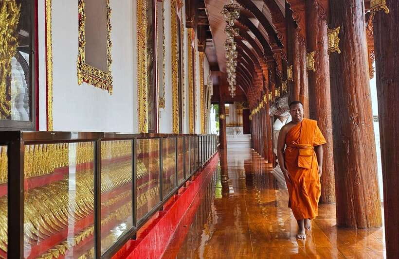 Ayutthaya: Private Boat Tour with Optional Temple Visits - Comfort and practicalities: what to bring for a smooth river day