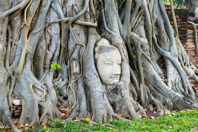 Ayutthaya Summer Palace and Temples Day Tour from Bangkok - Bang Pa-In and Ayutthaya: What This 9-Hour Day Gets You