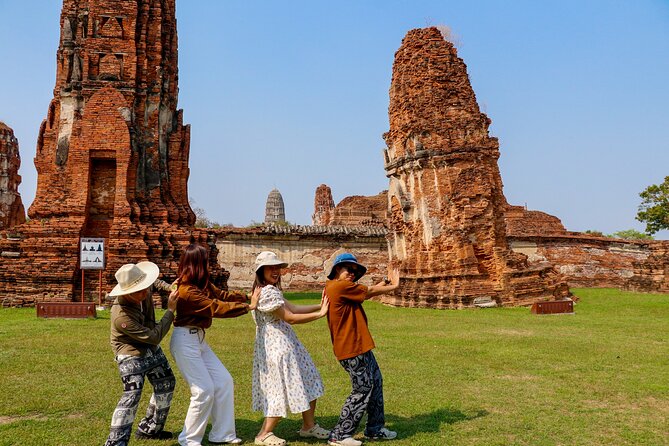 Ayutthaya Summer Palace and Temples Day Tour from Bangkok - The Ride: AC Comfort, Bottled Water, and a Clear Day Plan
