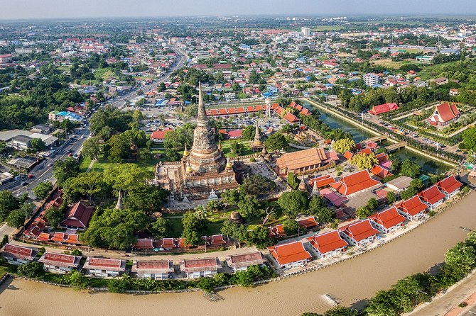 Ayutthaya UNESCO Temples Group Tour with Lunch - Wat Mahathat: the Bodhi tree and the Buddha head you came for
