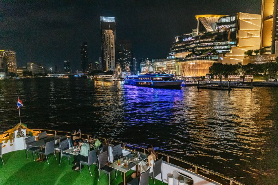 Bangkok: Alangka Luxury Buffet Dinner Cruise With Live Music - ICONSIAM Pier 4: how the evening starts