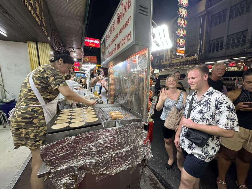 Bangkok Authentic Tasting Thai-Chinatown Walking Food Tour - The Chinatown Walk: Crowds, Timing, and Staying With Your Group