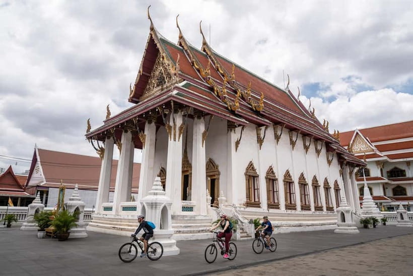 Bangkok: Backstreets and Historic Temples Bike Tour - Starting at Discova (Near Sam Yot): How the tour sets your pace