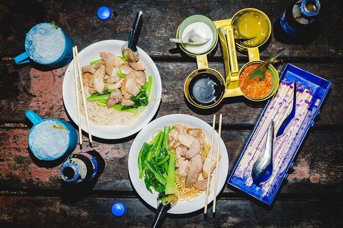 Bangkok: Backstreets Food Tour with 15+ Tastings - The 15+ tastings: what variety actually means on this tour