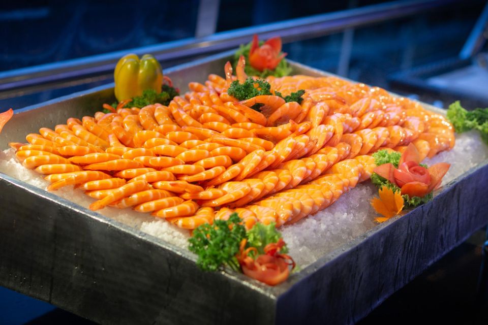 Bangkok: Chao Phraya Princess Dinner Cruise Ticket - Live music, Thai dance, and the energy on board