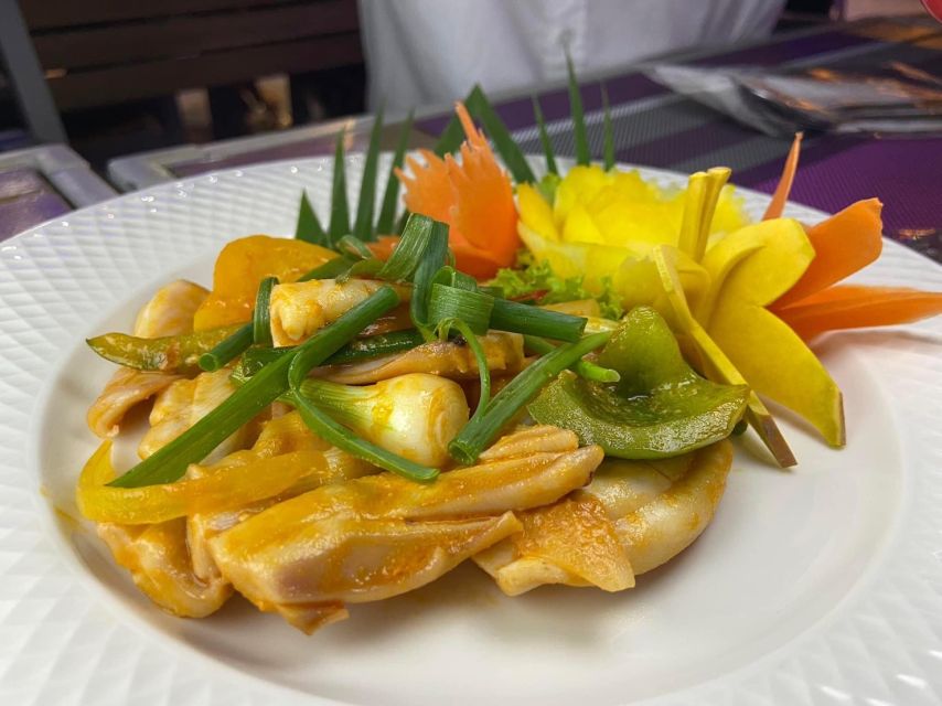 Bangkok: Chao Phraya River Buffet Dinner Cruise - Should You Book This Bangkok Chao Phraya Buffet Dinner Cruise?