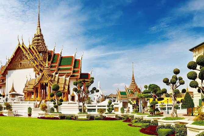 Bangkok: City Highlights Temple and Market Walking Tour - Where the Tour Starts: River City Bangkok at 9:00 AM