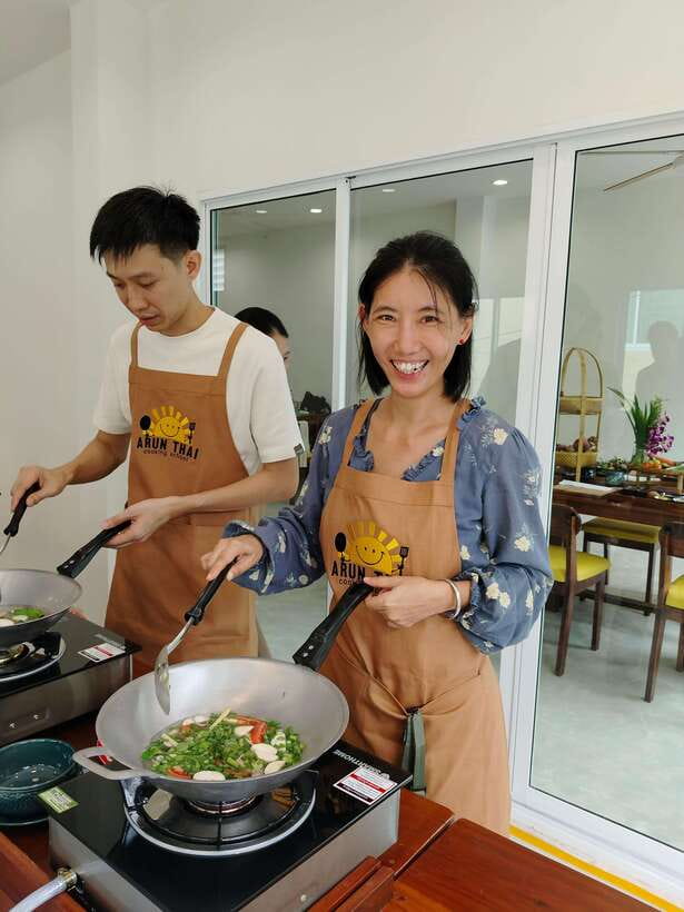 Bangkok: Cooking Class + Tuk Tuk Ride + Market Tour - Your instructors: English-led, with real confidence built in