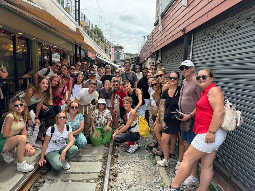 Bangkok: Damnoen Saduak and Mae Klong Train Markets - The guide makes or breaks it: English-only live talk plus QR audio