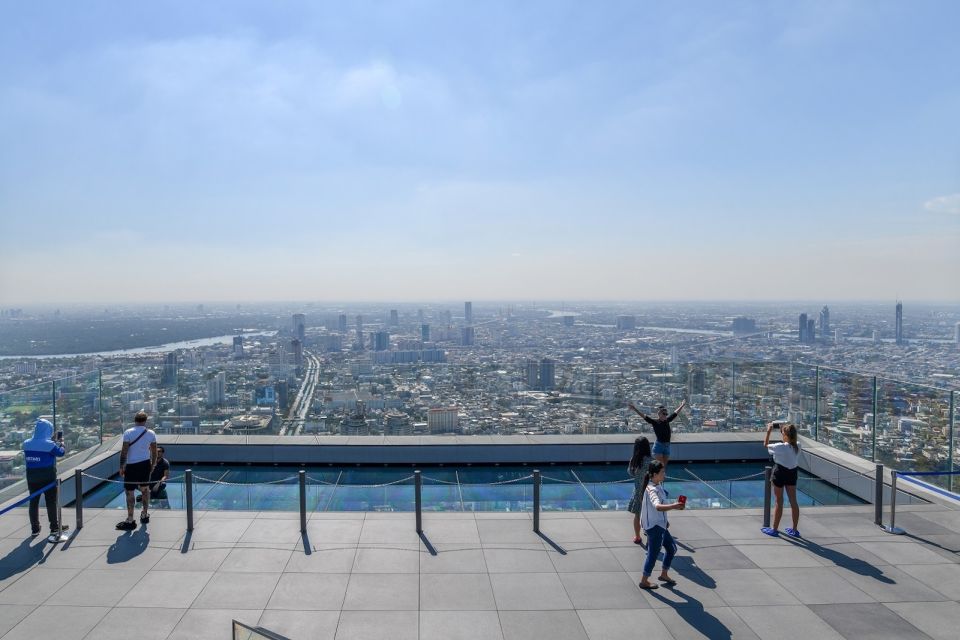 Bangkok: Damnoen Saduak, Train Market & Mahanakhon Day Trip - Mahanakhon Skywalk at the end: the 314-meter glass view option