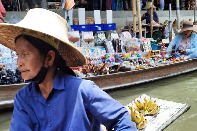 Bangkok: Floating Market and Train Tour with Guide in Spanish and English - Stop 5: back to Bangkok, and how the return feels