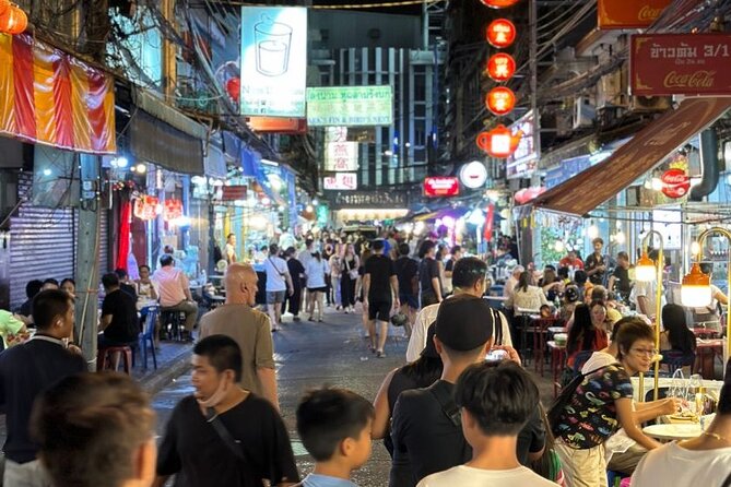 Bangkok Food Tour By Night - Crowd management, comfort, and keeping your stuff safe