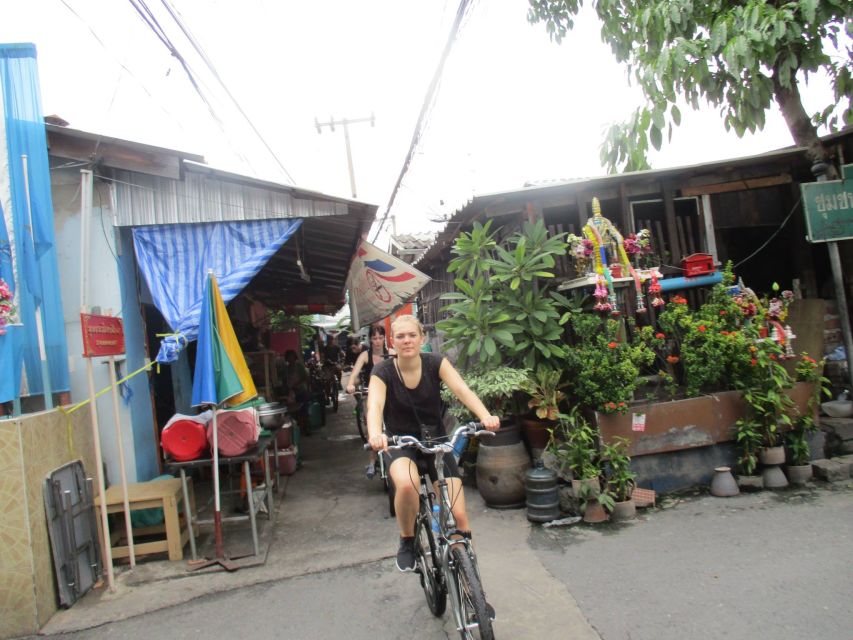 Bangkok Full-Day Bike Tour with Boat Transfer and Lunch - Meeting Point at Aree Townhouse: Plan for Getting There on Your Own