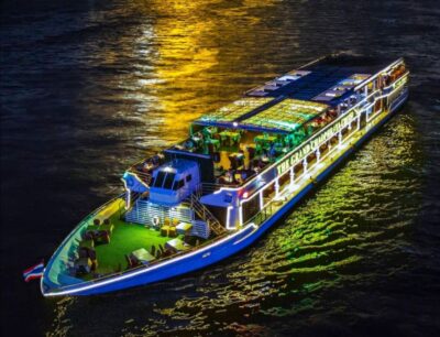 Bangkok: Grand Chao Phraya Dinner Cruise with Live Show - Boarding at Asiatique: how to avoid the stress people complain about