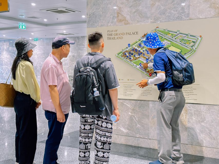 Bangkok: Grand Palace and Emerald Buddha Half-Day Tour - Outer, middle, and inner courts: the palace layout makes sense