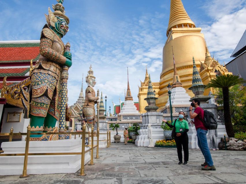 Bangkok: Grand Palace and Wat Arun Guided Walking Tour - Grand Palace and Wat Phra Kaew: The Emerald Buddha moment you’ll remember