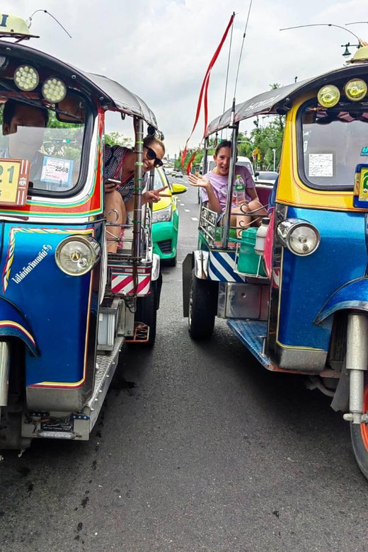 Bangkok: Guided Tour in a Typical Thai Tuk-Tuk - Wat Ratchanatdaram: a quieter temple stop with big photo payoff