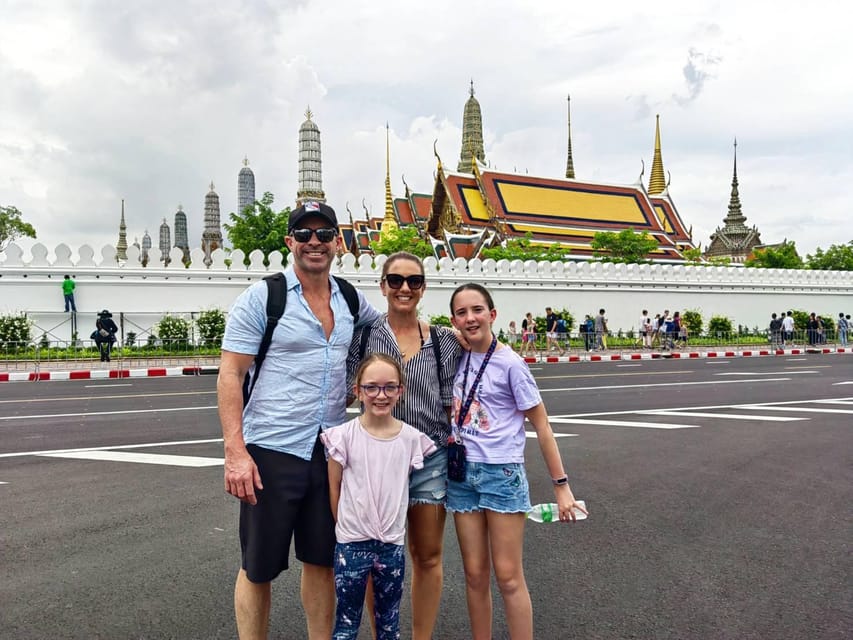 Bangkok: Guided Tour in a Typical Thai Tuk-Tuk - Chinatown finish: use the last minutes on the right side of your day