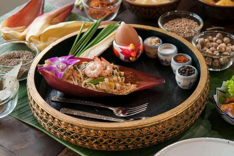 Bangkok: Hands-on Thai Cooking Class and Market Tour - Where You Start: BTS Asoke vs Sukhumvit 4