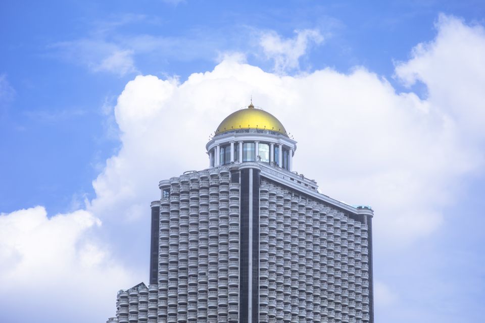 Bangkok: Lebua Rooftop Bar Reservation & Round-Trip Transfer - Lebua rooftop night: what the 4-hour reservation really buys you