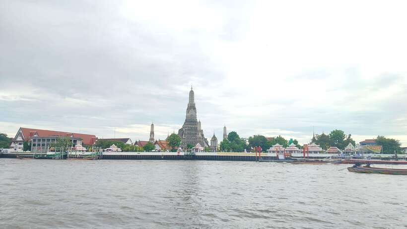 Bangkok: Longtail Boat Canal Tour to Wat Arun - What to Wear and Bring: Don’t Let Practical Stuff Ruin Your Photos
