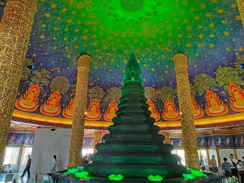 Bangkok: Longtail Boat Canal Tour to Wat Arun - Longtail Boats and Bangkok’s Khlongs: Your Day Starts With Motion