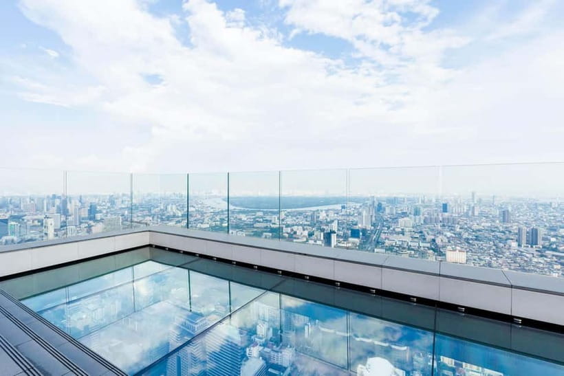 Bangkok: Mahanakhon Skywalk Sunset Ticket with Photo - Entering King Power Mahanakhon and getting to the right floors
