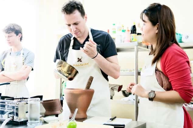 Bangkok: Maliwan Thai Cooking Class with Market Tour - Welcome Drink, Demonstration, Then You’re Cooking