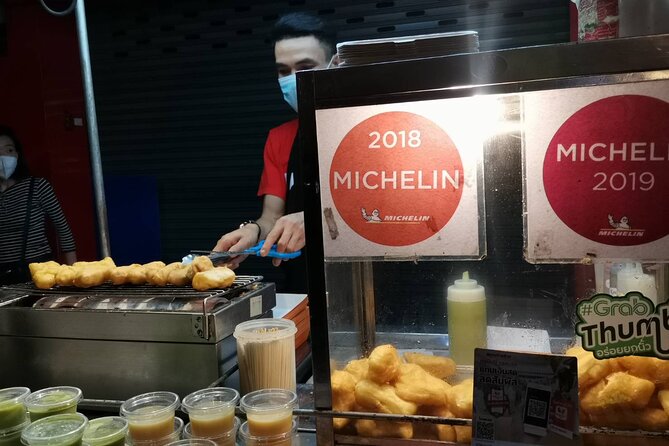 Bangkok: Michelin Guide Street Food Tour by Tuk Tuk - First Bite: Lim Lao Ngow Fishball Egg Noodles