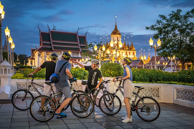 Bangkok: Night Bike Tour with Temples & Flower Market Visit - Wat Rakang Kositaram: A Temple Stop That Helps You Read the City