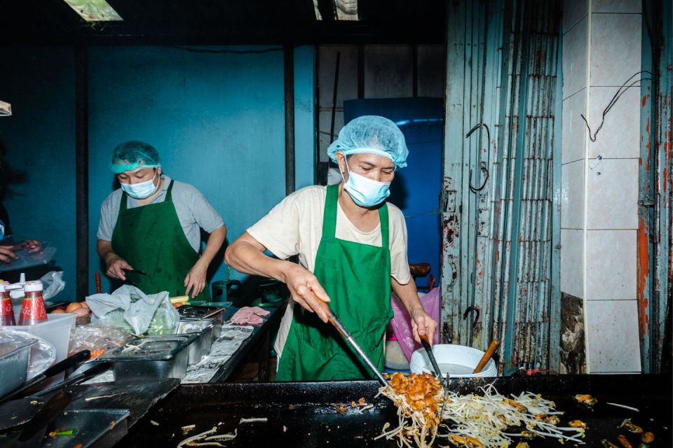 Bangkok: Old Siam Food Tour with 15+ Tastings - Key things to know before you go