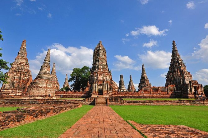 Bangkok: Private Ayutthaya and Bang Pa-In Summer Palace Tour - Timing, Heat, and Pacing: The Day Depends on Your Guide