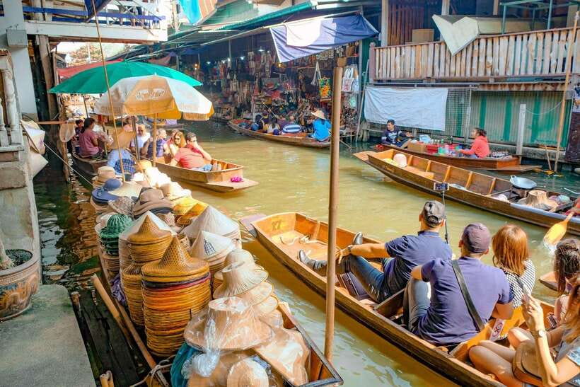 Bangkok: Railway and Floating Market Tour with Dragon Temple - The 7.5-hour flow: How the schedule keeps things moving