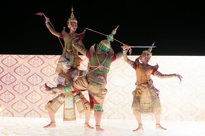 Bangkok Sawasdee Chaophraya Dinner Cruise from ICONSIAM - Live music and Thai dance: culture with good energy