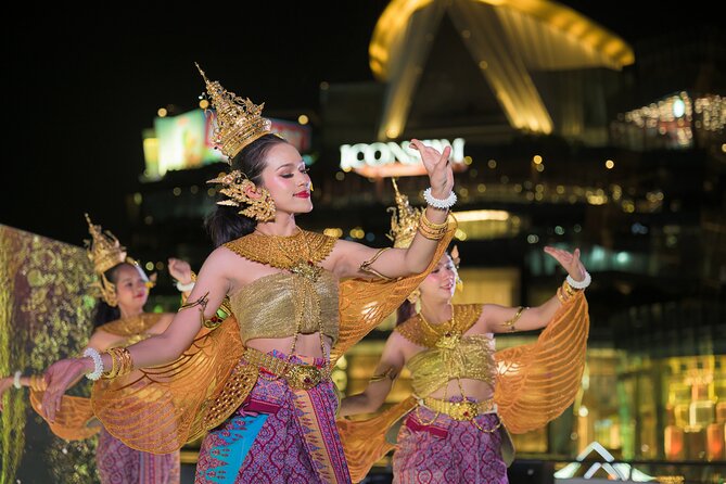 Bangkok Sawasdee Chaophraya Dinner Cruise from ICONSIAM - Deck and photo tips: get your shots without losing your seat