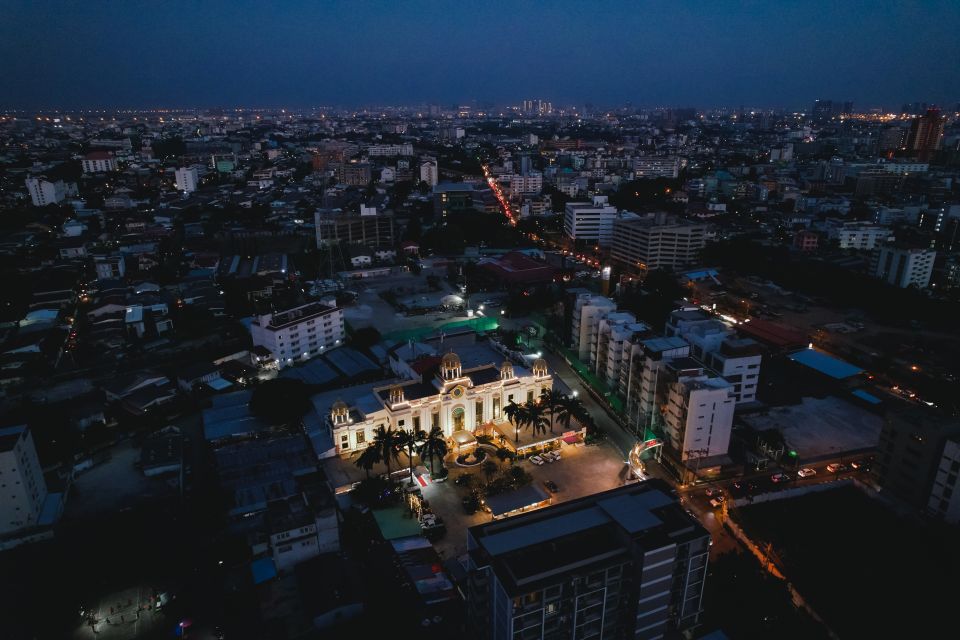 Bangkok: Skip-the-Line Golden Dome Cabaret Show Tickets - Getting there: MRT access and the short walking reality