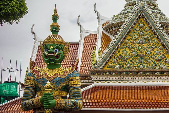 Bangkok Temples Tour - Private Guide Energy: Why Miss Vanna and Teera Get Mentioned