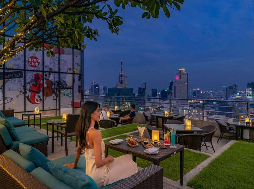 Bangkok: ThreeSixty Rooftop Bar at Millennium Hilton - Included Snacks and Drinks: The Part That Actually Feels Like Value