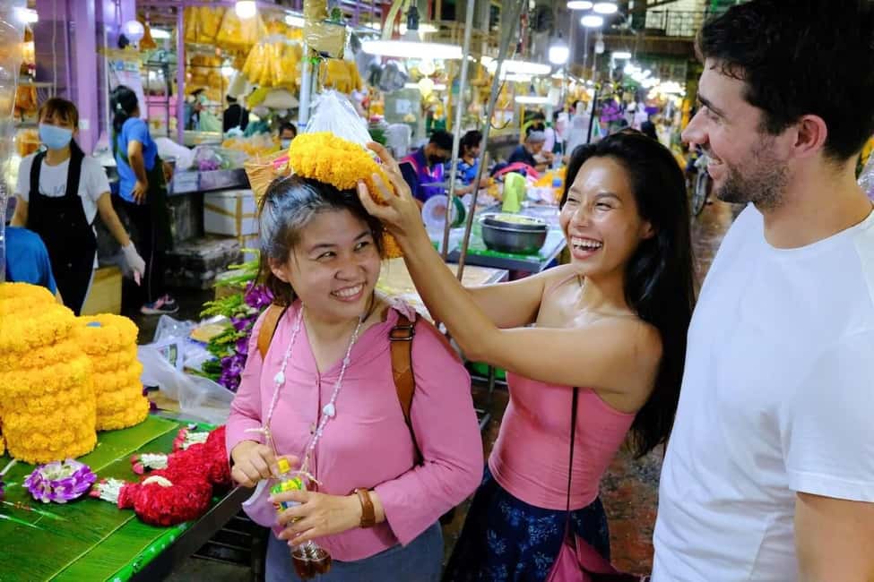 Bangkok: Tuk Tuk Adventure Chinatown Michelin Food & Temples - How the Night Works on a Bangkok Tuk Tuk Route