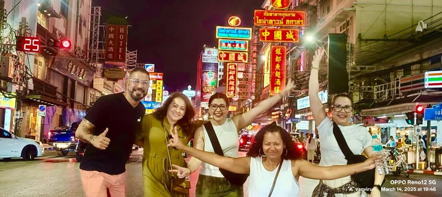 Bangkok: Tuk Tuk Adventure Chinatown Michelin Food & Temples - Michelin-Recommended Tastings: What You’re Actually Paying For