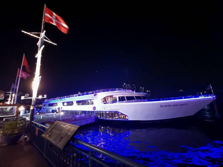 Bangkok: White Orchid Chao Phraya Dinner Cruise - Getting On Board at Asiatique or Icon Siam: The Start of Your Night