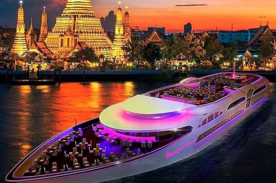 Bangkok: Wonderful Pearl Dinner Cruise and Live Performance - Leaving from River City Pier: the setting and first impressions