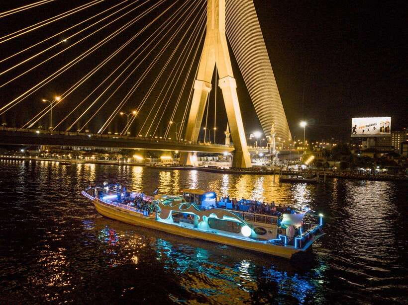 Bangkok: Yodsiam Sightseeing Cruise Snacks & Unlimited Beer - Why this 1-hour Chao Phraya bar cruise fits Bangkok perfectly