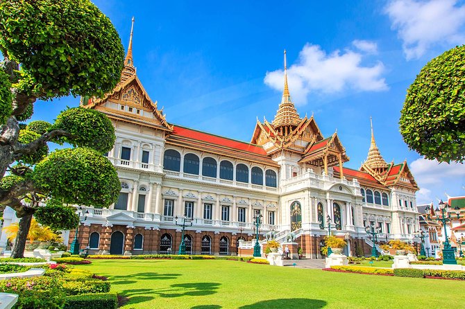 Bangkok's Grand Palace Complex and Wat Phra Kaew Tour - Temple of the Emerald Buddha (Wat Phra Kaew): the heart of the complex