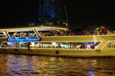 Chao Phraya River Dinner Cruise - Meeting at ICONSIAM and Getting On Time (6:30 pm Start)