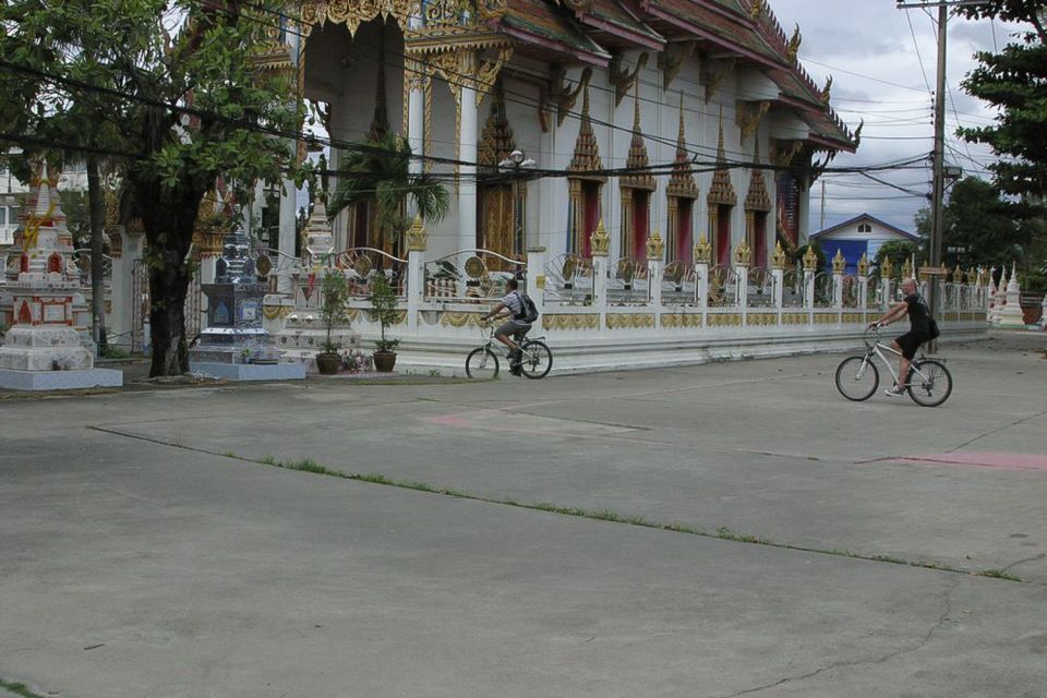 Colors Of Bangkok: 4-Hour Small Group Bike Tour - Bang Krachao, the Green Lung: The Real Point of the Ride