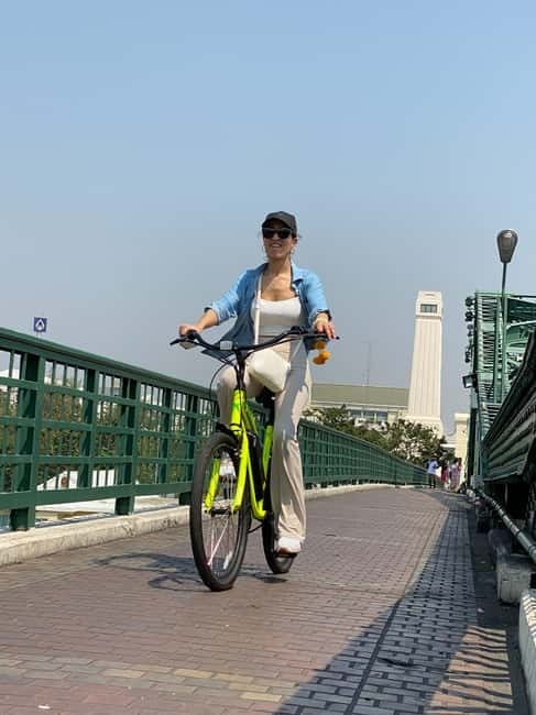 Electric Bike Tour - Starting at the Electric Bike Tours Bangkok office in the market