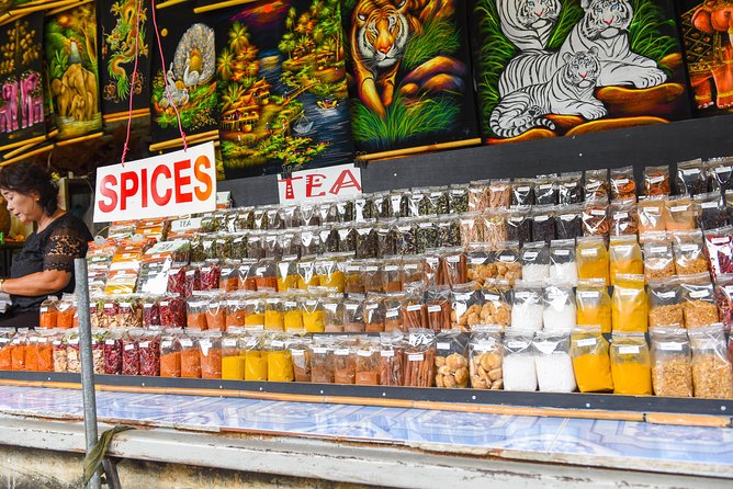 Floating Markets Day Trip from Bangkok - Pickup, timing, and the group reality